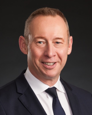 Andy Williams MBBS, FRCS(Orth), FFSEM(UK)